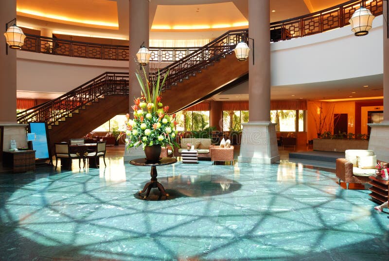 Hotelllobbylyx royaltyfri bild