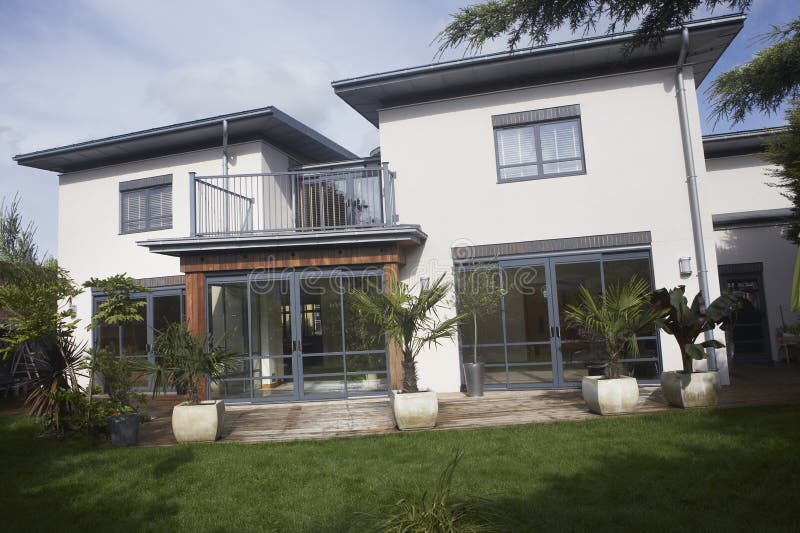 House With Balcony And Lawn royalty free stock photos House With Balcony And Lawn royalty free stock photos