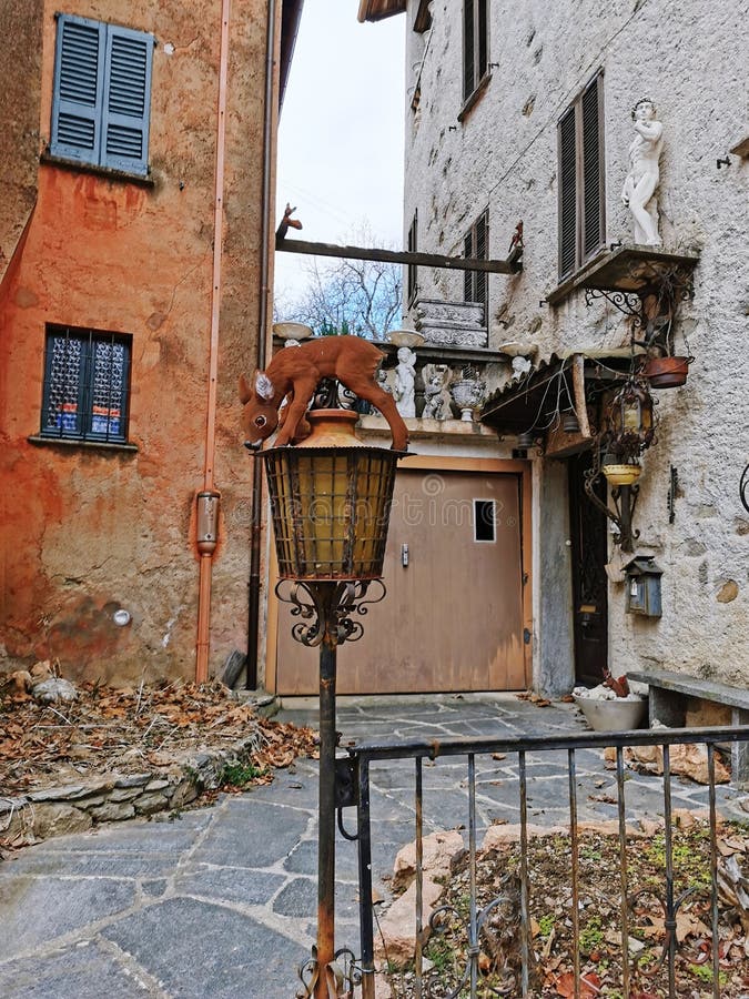 House Entrance Decorated with Statues Stock Image Image of iron, building 234371073