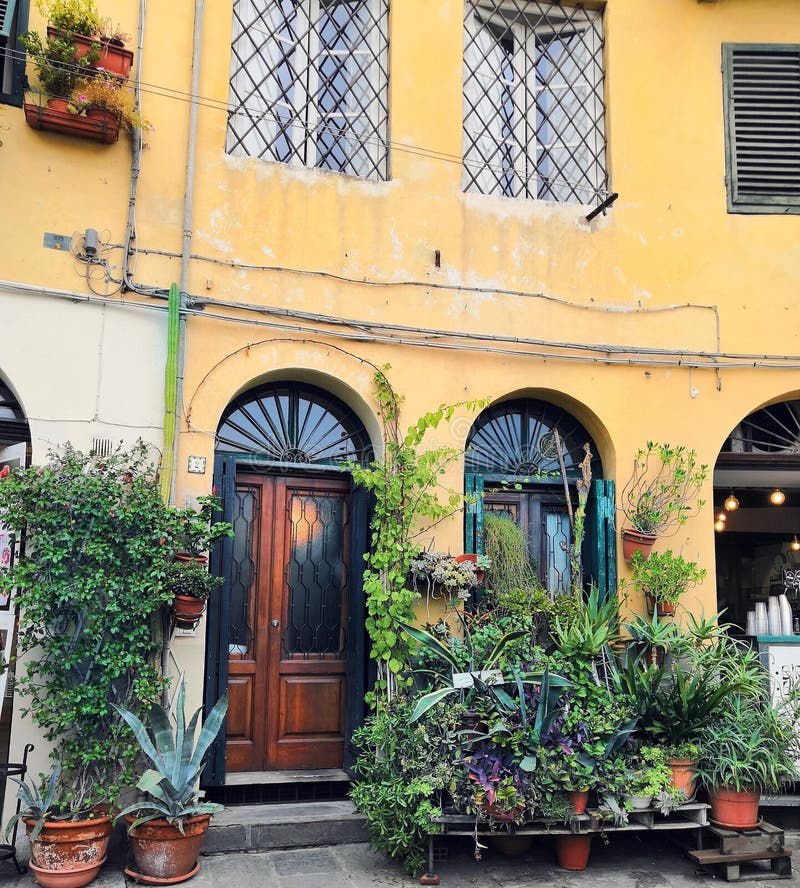 House in Italy, Tuscany stock images House in Italy, Tuscany stock images