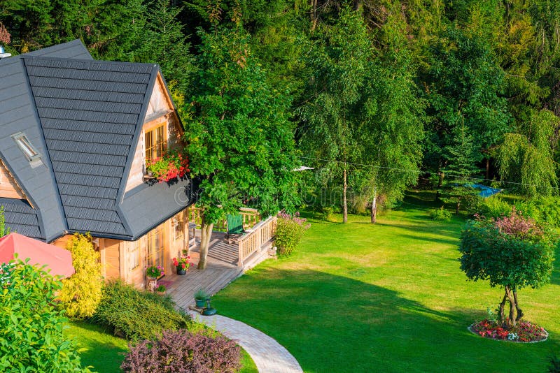 House with a neatly cropped lawn view