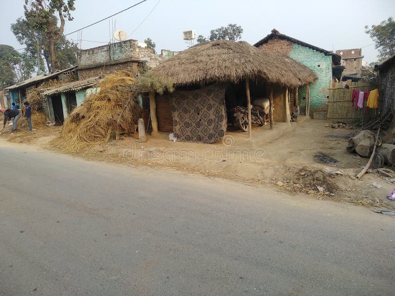 House of weaker section people who belongs below poverty line in madhubani India