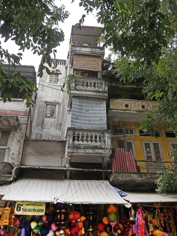 Houses in Old District of Hanoi, the 36 Corporations District, Vietnam ...
