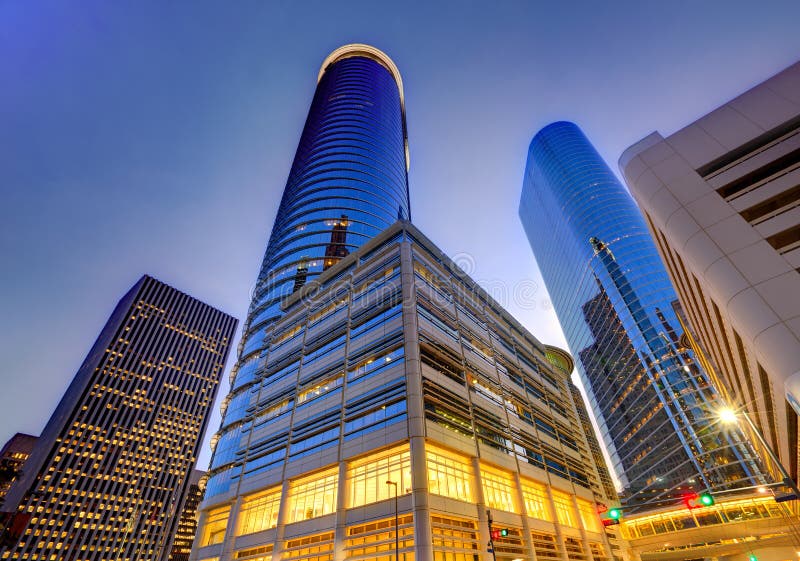 Houston Downtown-Skylinesonnenuntergang bei Texas US lizenzfreies stockbild Houston Downtown-Skylinesonnenuntergang bei Texas US lizenzfreies stockbild