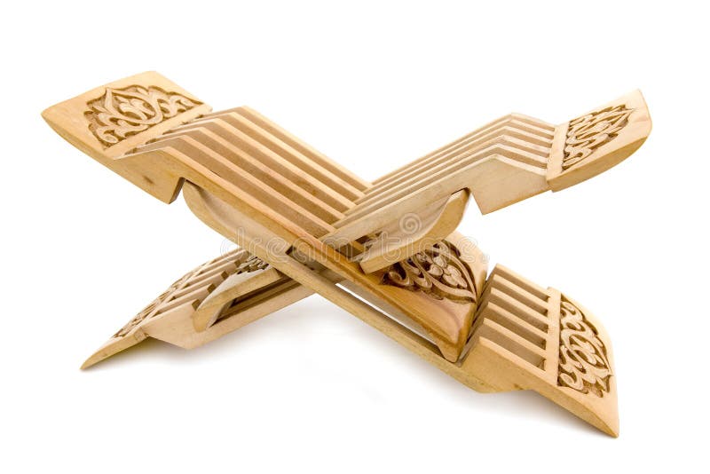 Houten gesneden verblijf voor koran royalty-vrije stock foto Houten gesneden verblijf voor koran royalty-vrije stock foto