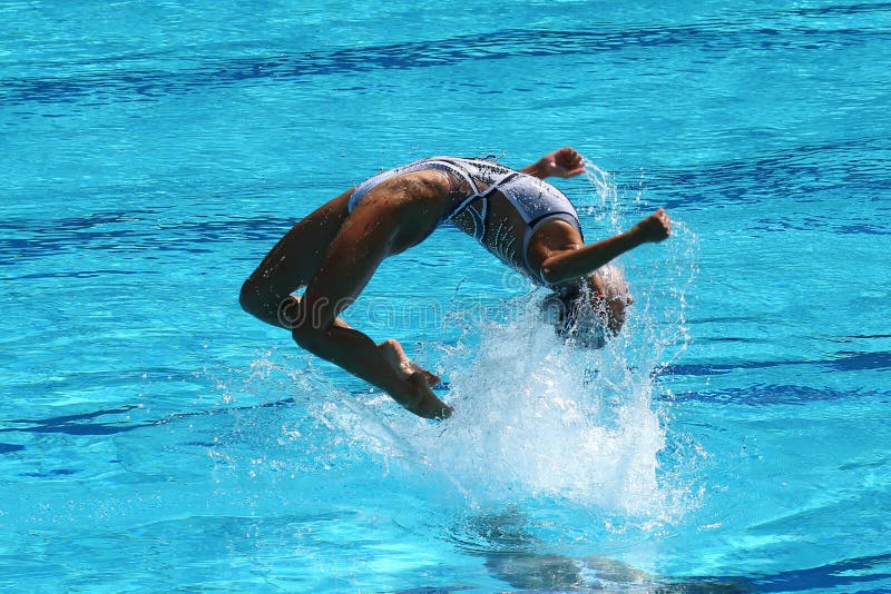 Huang Xuechen et Sun Wenyan d'équipe Chine concurrencent pendant le préliminaire gratuit de routine de duos de natation synchroni photos libres de droits Huang Xuechen et Sun Wenyan d'équipe Chine concurrencent pendant le préliminaire gratuit de routine de duos de natation synchroni photos libres de droits