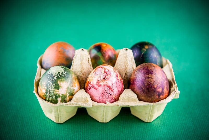 Huevos de Pascua pintados coloridos imagen de archivo libre de regalías Huevos de Pascua pintados coloridos imagen de archivo libre de regalías