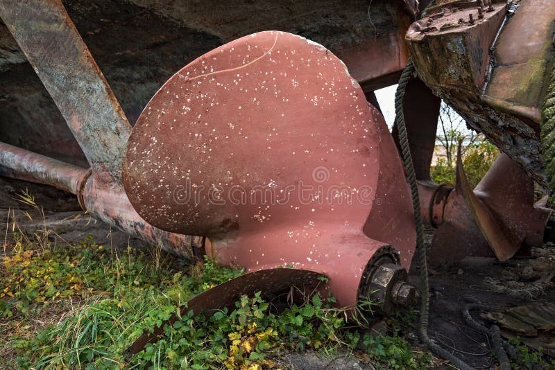 Huge bronze of the abandoned on the shore. royalty free stock photos Huge bronze of the abandoned on the shore. royalty free stock photos