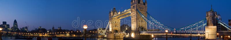 HUGE-Cantral London Panorama. Panoramic picture of central London. Including City Hall, Tower Bridge, Tower of London and City skyscrapers royalty free stock photos HUGE-Cantral London Panorama. Panoramic picture of central London. Including City Hall, Tower Bridge, Tower of London and City skyscrapers royalty free stock photos