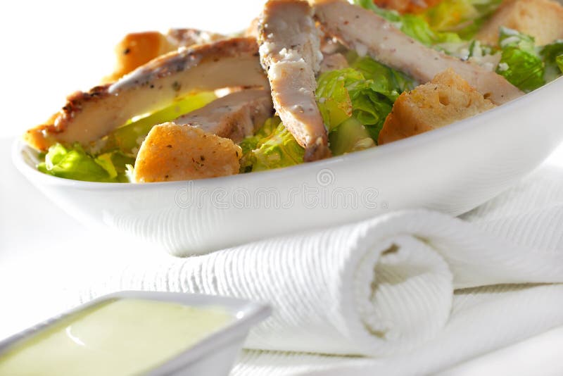 Huhn-Caesar-Salat stockfotografie Huhn-Caesar-Salat stockfotografie