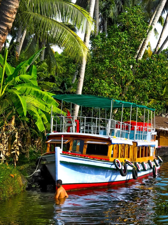 Huisboot in achterwater, Alleppey, Kerala, India stock foto's Huisboot in achterwater, Alleppey, Kerala, India stock foto's