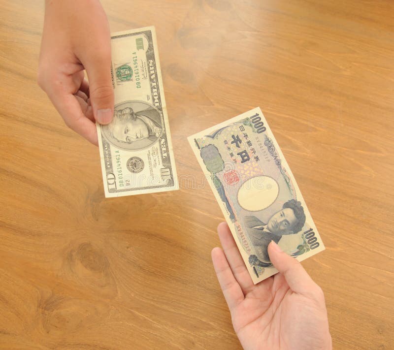Man Exchanging Japanese Yen for Euro, Currency Transaction, Changer
