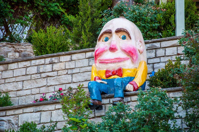 Humpty Dumpty Sat on a Wall Close up