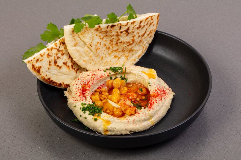 Humus with pita