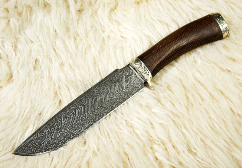 The hunting knife