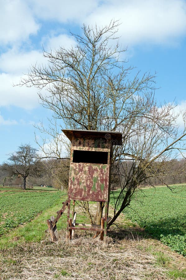 Hunting hut stock image. Image of looking, forest, landscape 30271285