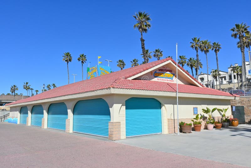 Huntington Beach California 7 Feb 2023 Dwights Concession Stand On The Boardwalk Near The