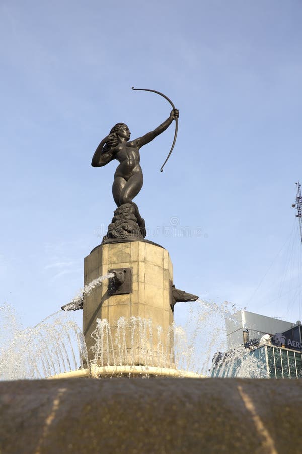 Huntress Diana Fountain (Fuente de la Diana Cazadora) in Mexico DF, Mexico.