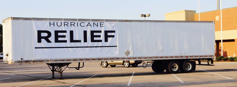 Hurrikan-Entlastungs-LKW für Irma und Harvey Victims stockbild Hurrikan-Entlastungs-LKW für Irma und Harvey Victims stockbild