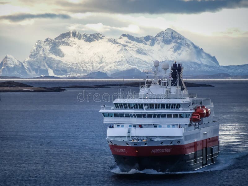 Hurtigruten ship nordnorge cruising in winter landscape