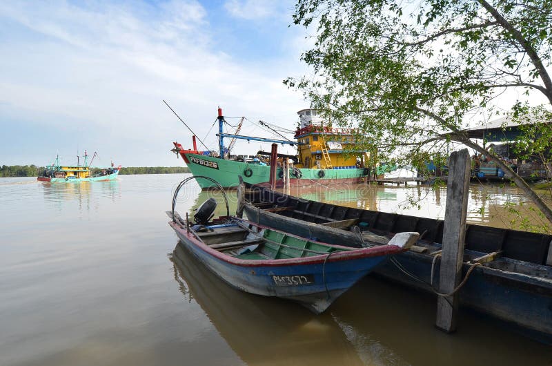 Hutan Melintang Fishing Village