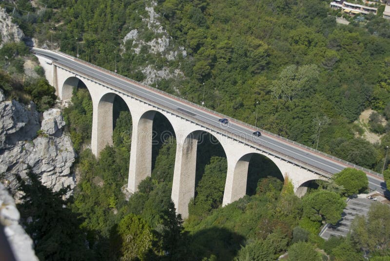 Huvudvägen överbryggar i france arkivbilder Huvudvägen överbryggar i france arkivbilder