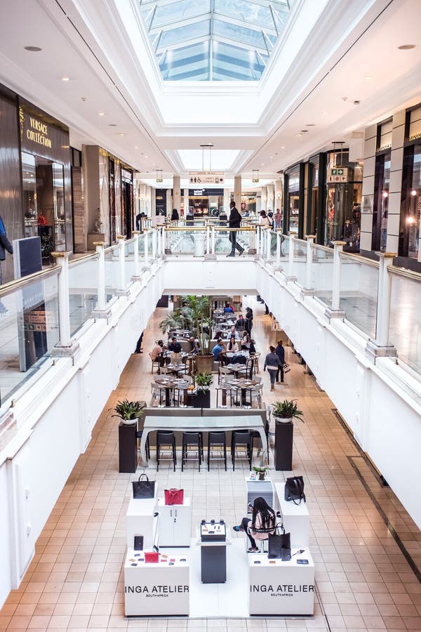 Hyde Park Mall I Johannesburg Redaktionell Arkivbild Bild av inre