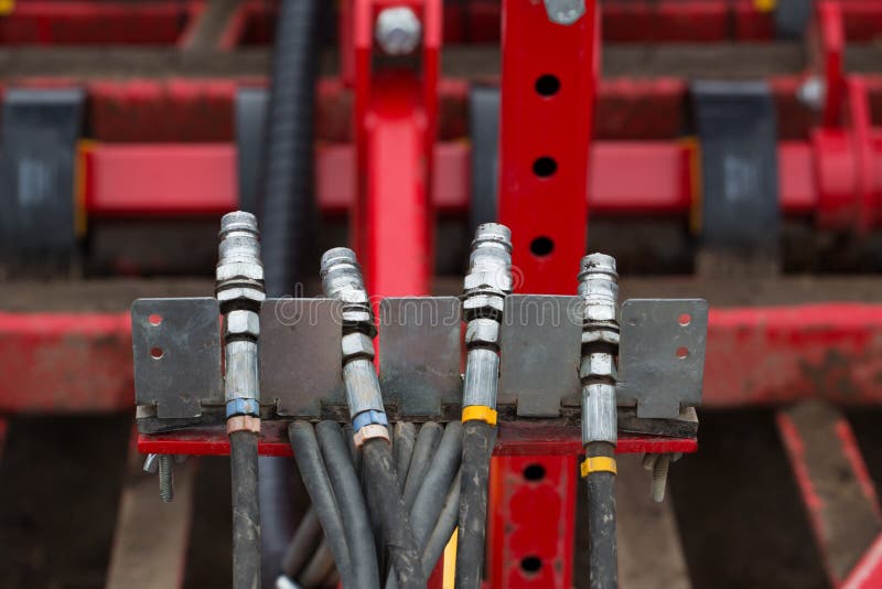 Hydraulic Couplings Not Connected To Hydraulic Lines on the Excavator
