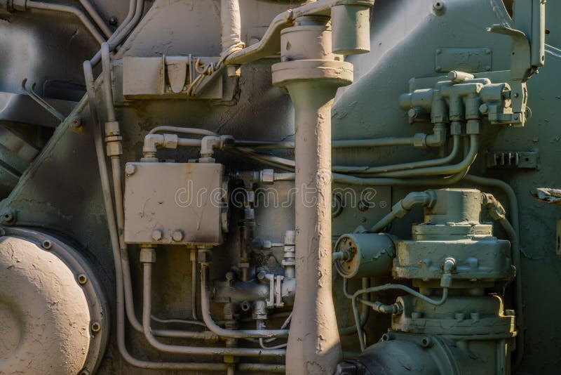 Hydraulische slangen voor militaire artillerie royalty-vrije stock afbeeldingen Hydraulische slangen voor militaire artillerie royalty-vrije stock afbeeldingen
