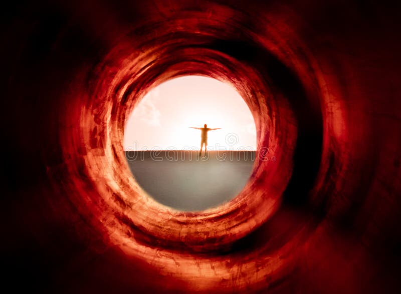 Hypnotic tunnel en mens op de zonlichtachtergrond stock afbeelding Hypnotic tunnel en mens op de zonlichtachtergrond stock afbeelding