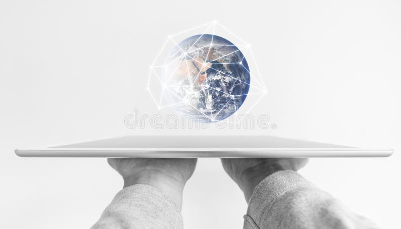 Hände, die moderne digitale Tablette, Verbindung des globalen Netzwerks und Zukunftbildungstechnologie halten Element dieses Bild