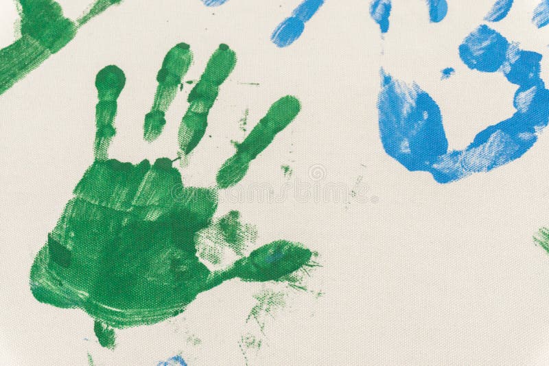 Hände Gemalt in Den Bunten Farben Bereit Zu Den Handabdrücken Stock