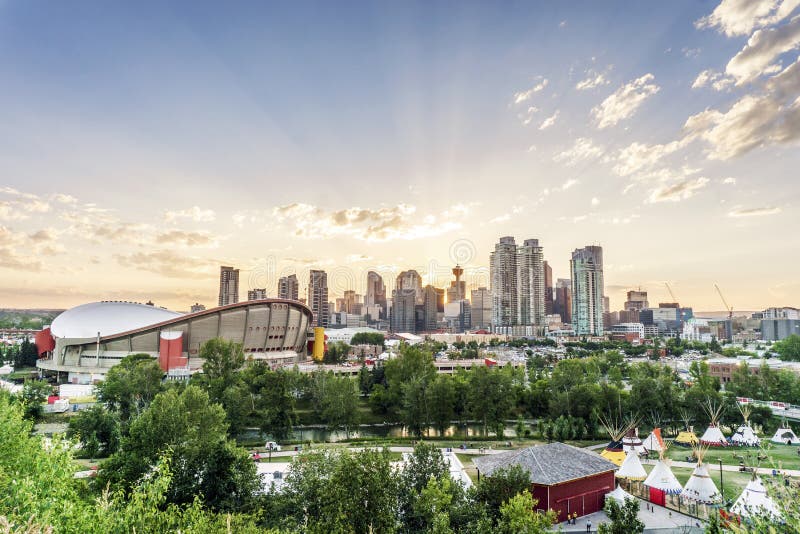 Härlig panorama av Calgary, Alberta, Kanada royaltyfria bilder Härlig panorama av Calgary, Alberta, Kanada royaltyfria bilder