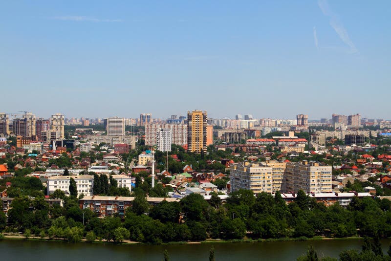 Härlig sikt av staden av Krasnodar royaltyfria bilder Härlig sikt av staden av Krasnodar royaltyfria bilder