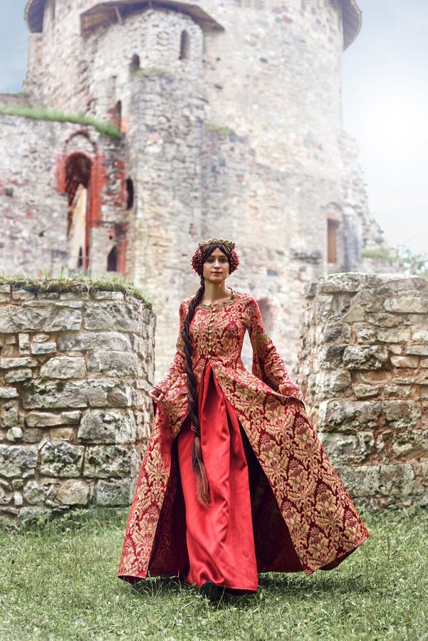 Härliga Isabella av Frankrike, drottning av England på medeltidperiod royaltyfria foton Härliga Isabella av Frankrike, drottning av England på medeltidperiod royaltyfria foton