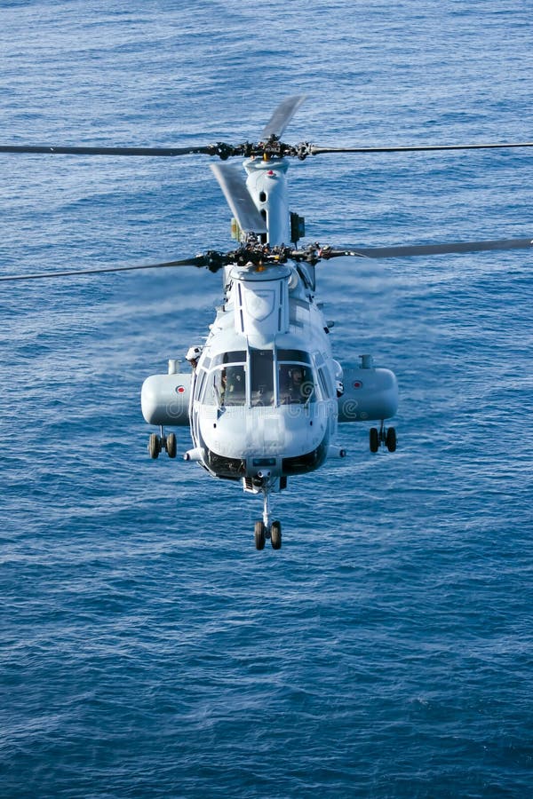 Hélicoptère de corps des marines de CH-46E
