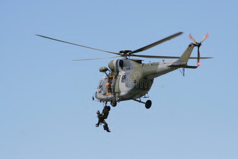 Hélicoptère de secours images libres de droits Hélicoptère de secours images libres de droits