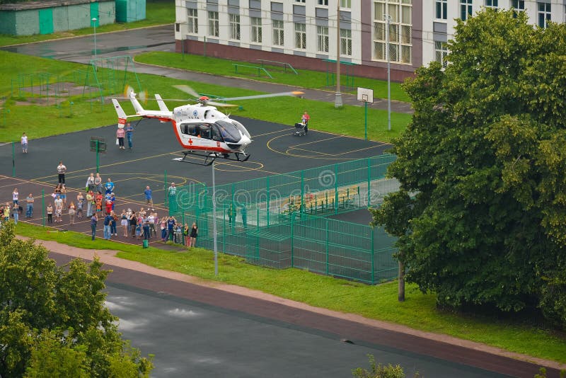 Hélicoptère de secours images libres de droits Hélicoptère de secours images libres de droits