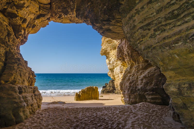 Höhle am Praia tun Beliche stockbild Höhle am Praia tun Beliche stockbild