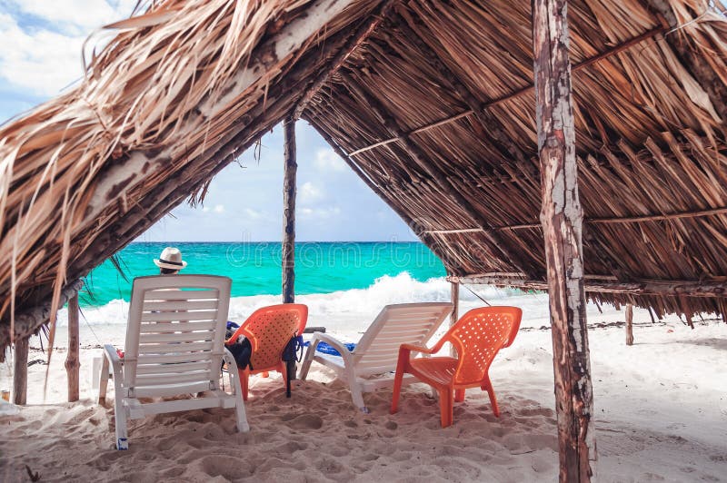 Hütte Auf Paradies Strand Von Playa BLANCA Auf Insel Baru Durch