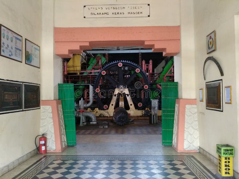 I portoni principali di ex colonie della colonia olandese nella fabbrica sola di sondokoro fotografia stock libera da diritti I portoni principali di ex colonie della colonia olandese nella fabbrica sola di sondokoro fotografia stock libera da diritti