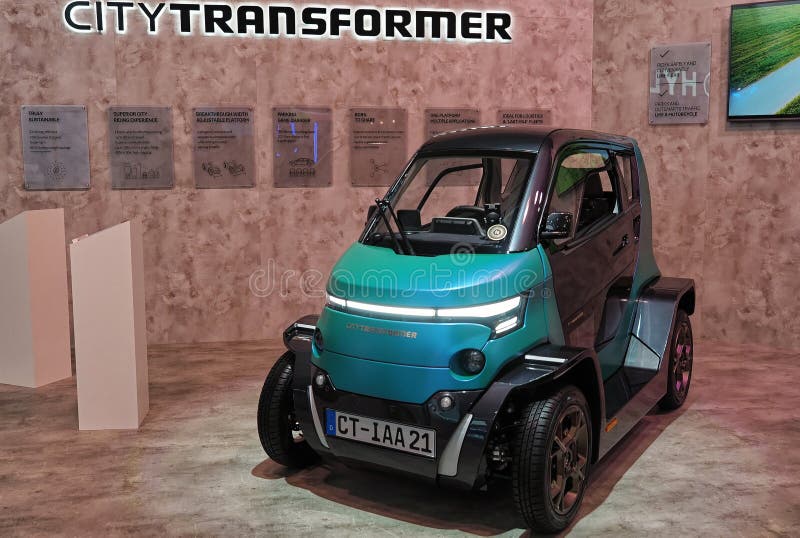 City Transformer CT-1 : une micro-voiture électrique pliable pour