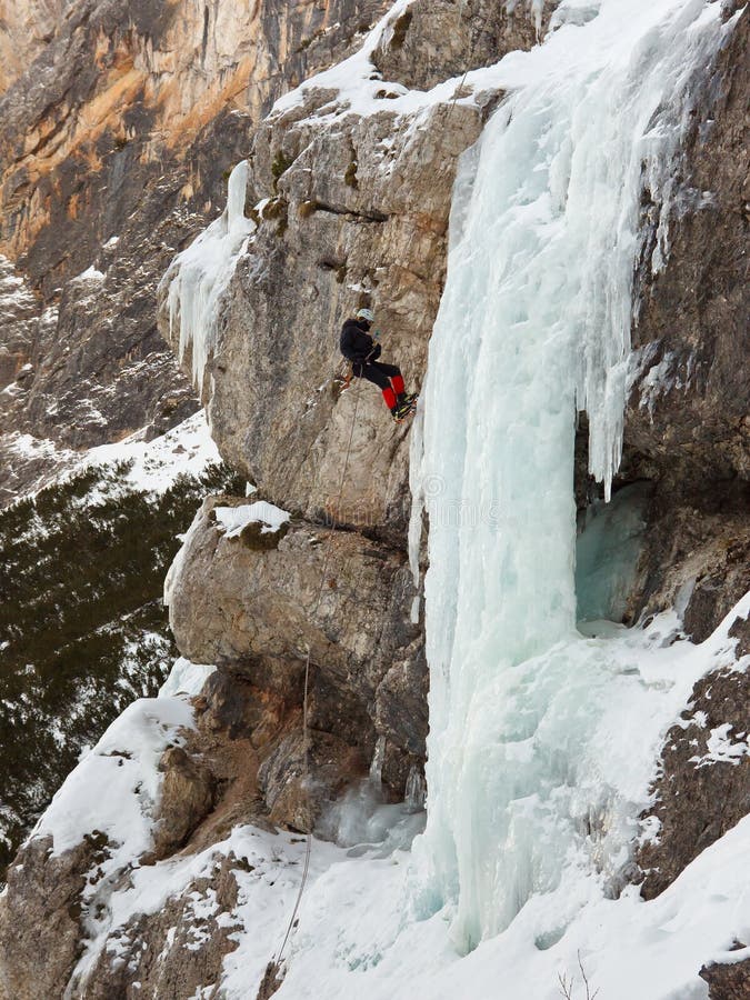 climbing frozen waterfall breaks climbing frozen waterfall breaks