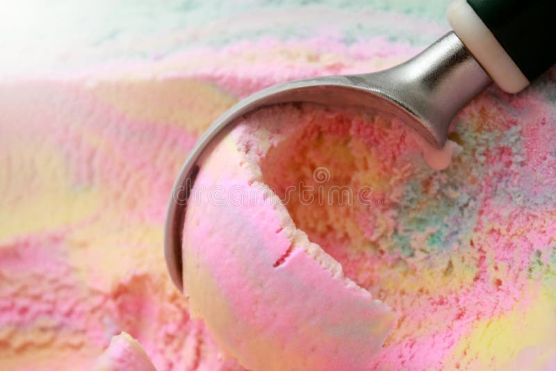 Farebné Ice cream lopatka von z nádoby.