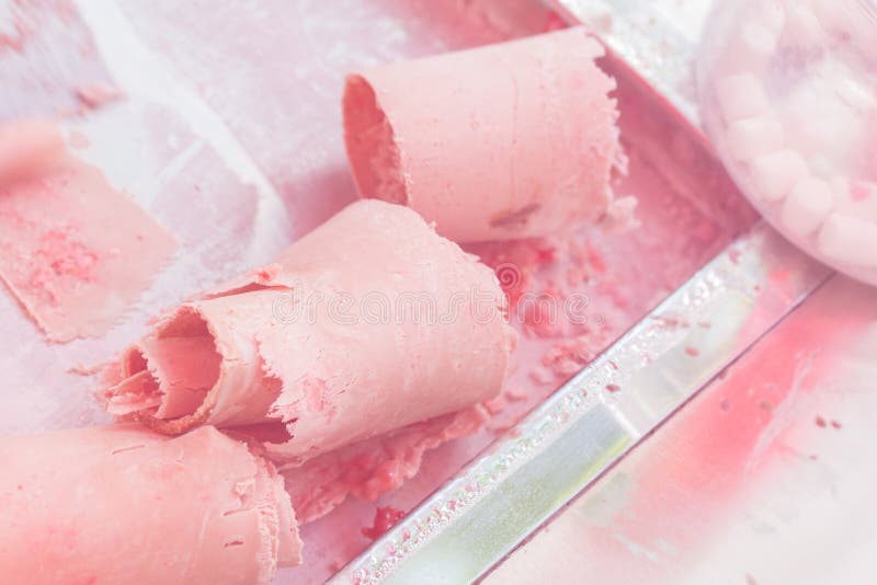 Ice cream rolls