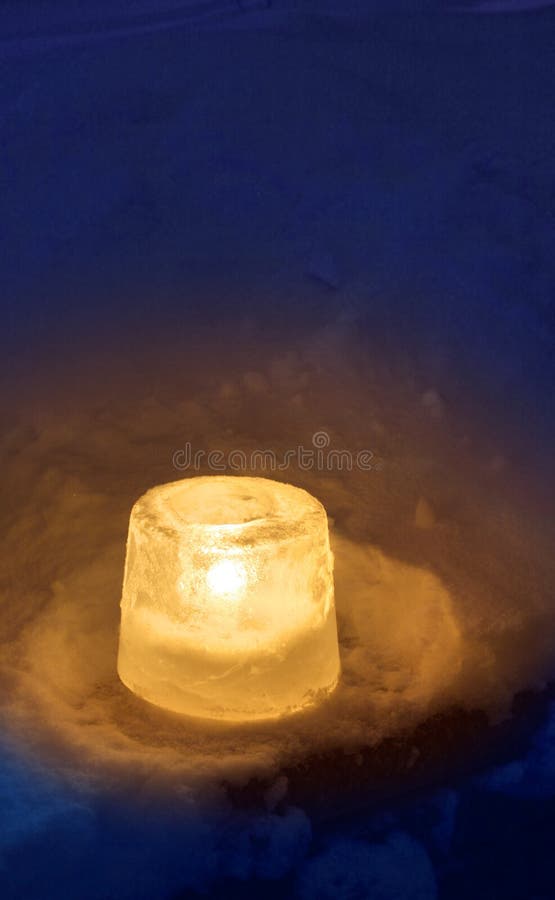 Ice lantern