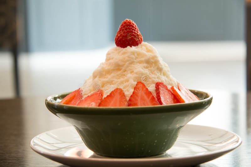 Ice milk Korean dessert, bingsu royalty free stock photos