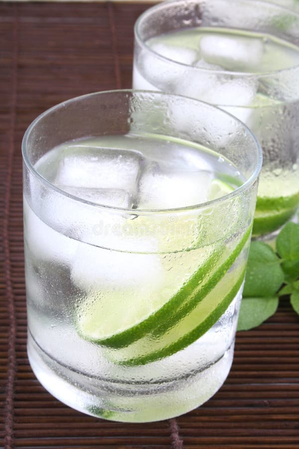 Ice water with lime