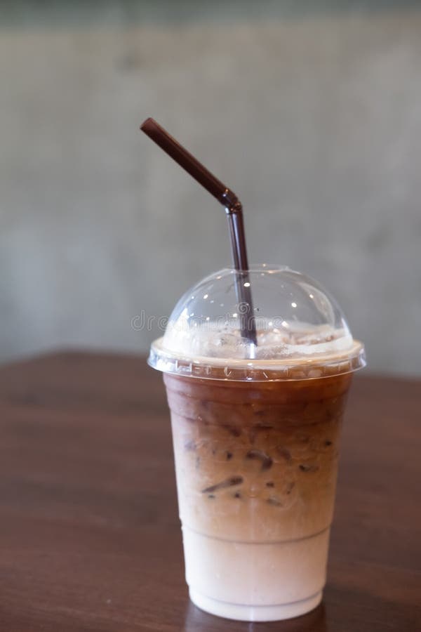 Glasses of iced coffee – License Images – 12375175 ❘ StockFood