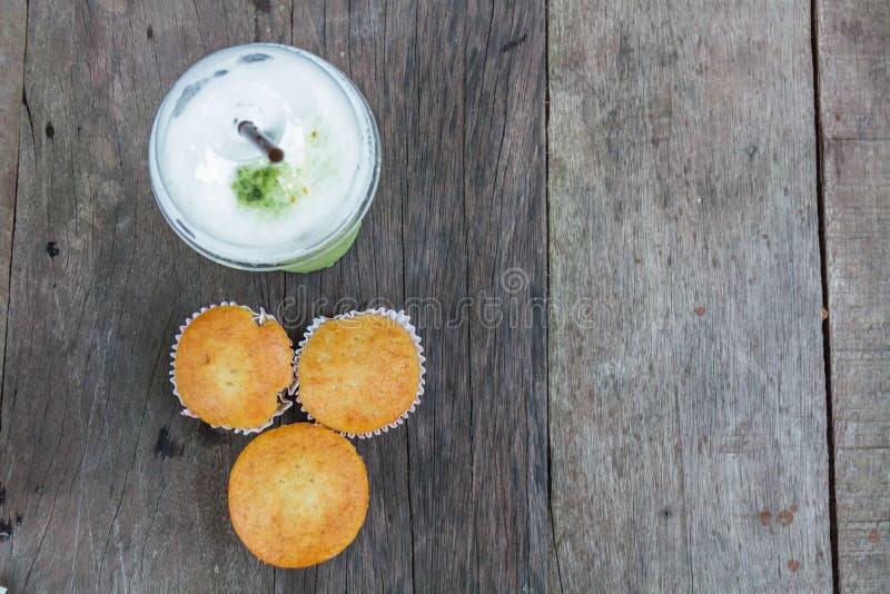 Iced Green Tea and Banana Cake Stock Image Image of nutrition, green